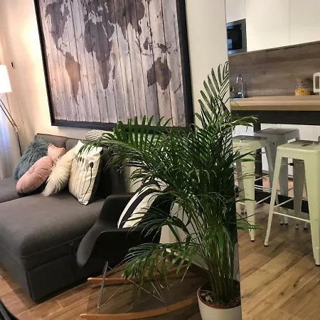 Arena Design App With Free Private Parking And With A Terrace * Póla
